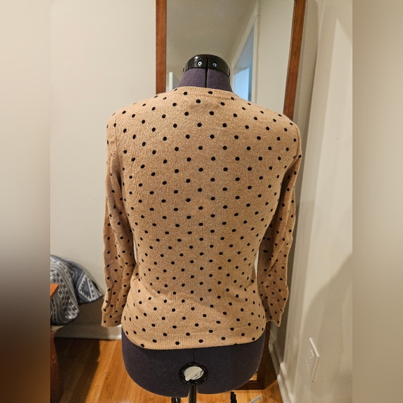 Lord & Taylor 100 percent cashmere sweater - Picture 3 of 5